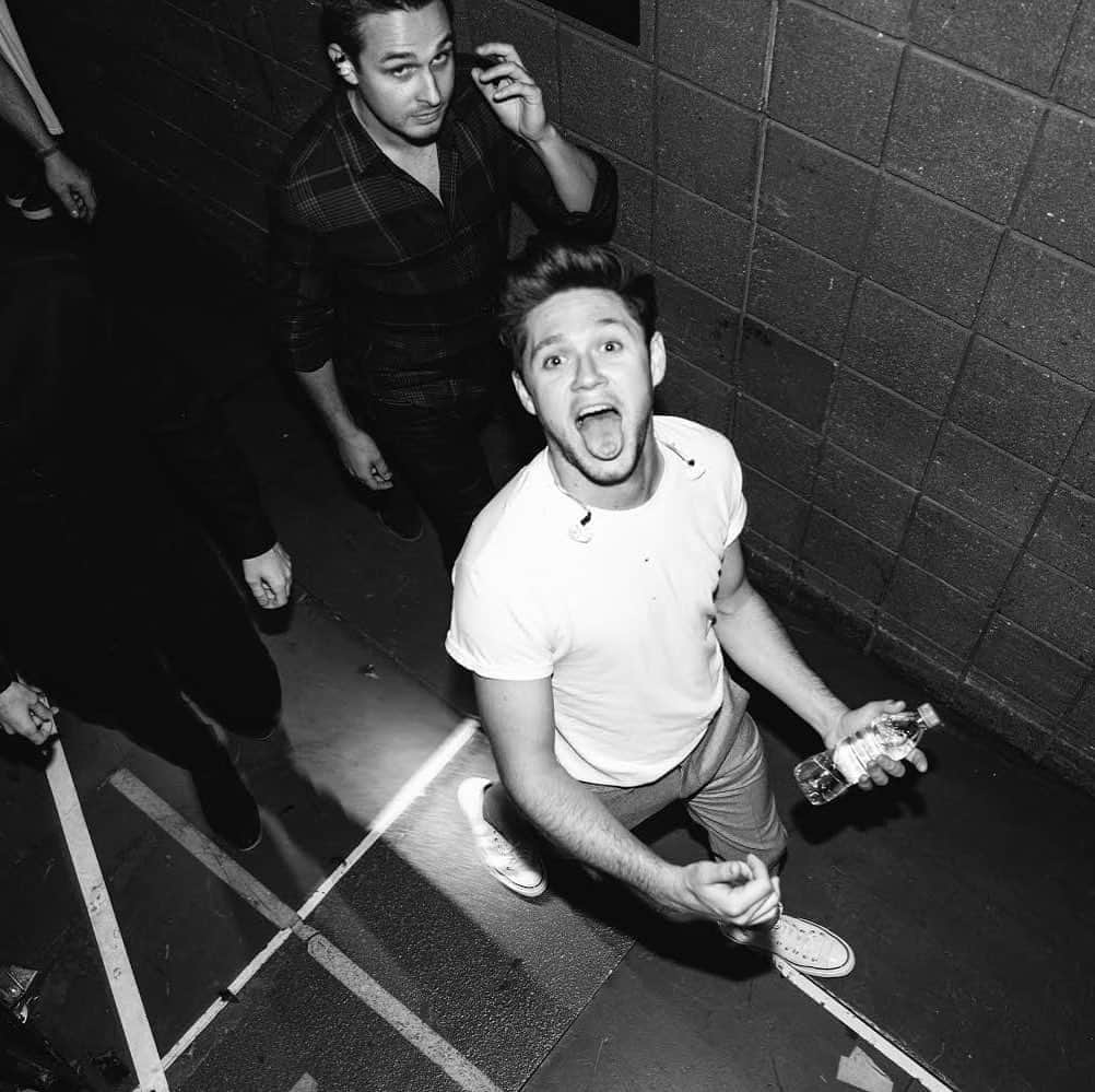 ナイル・ホーランのインスタグラム：「Can’t wait to get back on the road and play for you all , this tour is going to be absolutely insane !! Tickets for the UK & Ireland, Russia, Mexico and most of the European shows are available now , go get yours at niallhoran.com 📸 @christiantierney」