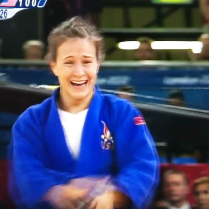 マルティ・マロイのインスタグラム：「When you wake up and remember it's Friday. 😃」