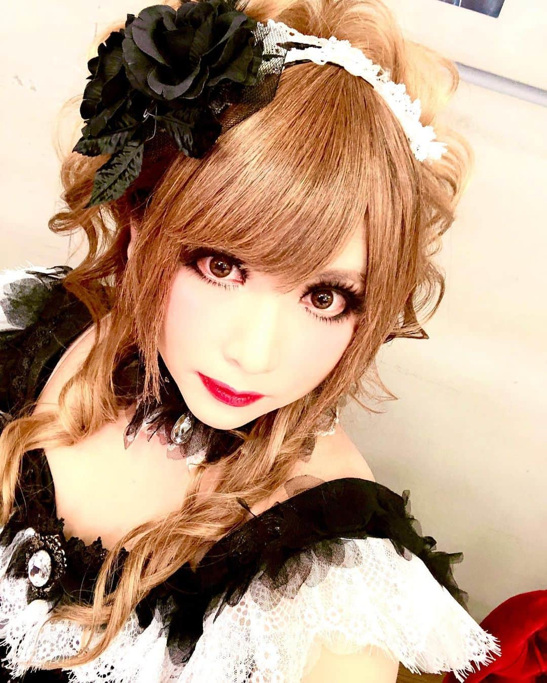 HIZAKIさんのインスタグラム写真 - (HIZAKIInstagram)「Jupiter Talk Live ありがとうございました〜 youtu.be/orG06GjM064  大変な時期だけどみんなと楽しめて嬉しかったです。辛い目にあってる人もいるだろうけど、一緒に乗り越えて行きましょうねー！」3月21日 23時47分 - hizaki_official