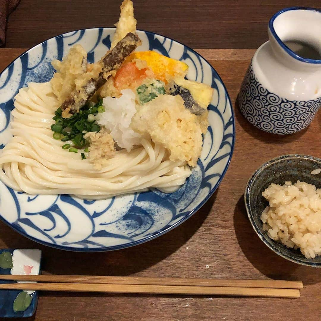 辻千恵さんのインスタグラム写真 - (辻千恵Instagram)「東京でも美しいと思える麺に出会えました きょうはとっても楽しい舞台をみた！ 心が潤いました元気」3月21日 22時35分 - chie100009