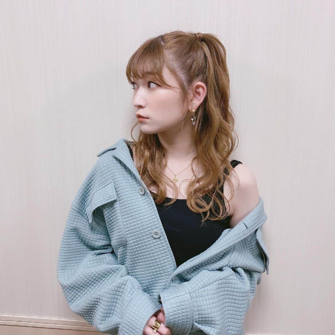 吉田朱里さんのインスタグラム写真 - (吉田朱里Instagram)「今日はミント。 . #GYDA のセットアップ 暖かくて春服着れるとテンション 上がるよね💚💚💚 . 💄→ #無敵テラコッタ . #fashion #春コーデ #春服 #converse #ミントグリーン  #ootd #spring #springfashion  #bidol . 髪型がアイドルモード。笑笑」3月21日 22時38分 - _yoshida_akari