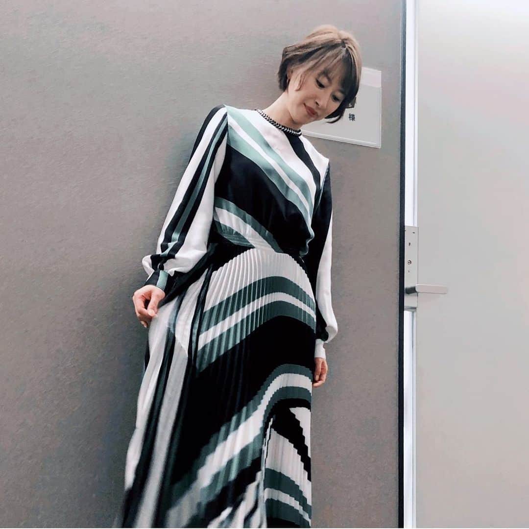高陽子のインスタグラム：「#出演情報 です🌸﻿ ﻿ EX「ビートたけしのTVタックルＳＰ」﻿ 3月22日 18:30~20:54 OA﻿ https://www.tv-asahi.co.jp/sphone/﻿ ﻿ 中国の情報など少しでも﻿ ご参考になりましたら幸いです。﻿ ﻿ よろしくお願いいたします🙇‍♀️﻿ ﻿  #テレビ朝日　#tvタックル」