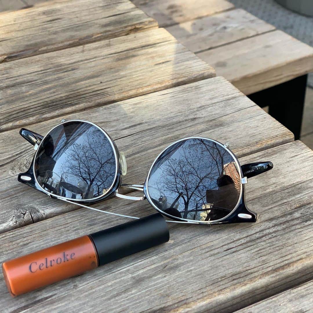 亀恭子さんのインスタグラム写真 - (亀恭子Instagram)「Beige dot❤︎ . . . Lip is orange . . today's… #fashion #ootd #kkstyle #tokyo #kamescloset #onepiece #ganni #jaket #madisonblue #sunglasses #bartonperreira  #bag #ludlow #shoes #converse #spring」3月21日 23時29分 - kame_kyo