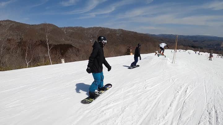 平野流佳のインスタグラム：「とある日の1本 good snowboard life✌️ #高鷲スノーパーク #totoaで繋がりたい By  @shu1ch1r0918」