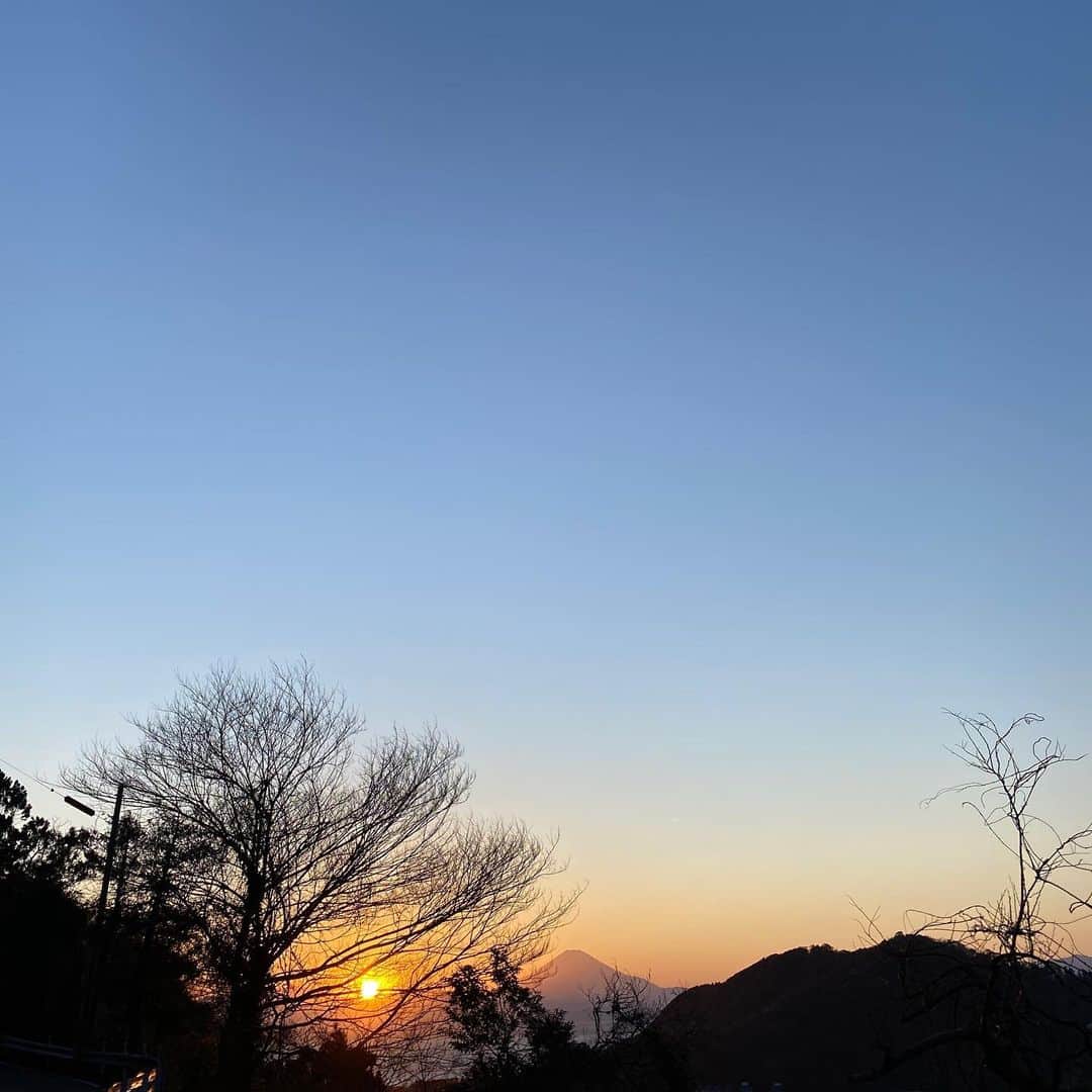 板谷由夏 さんのインスタグラム写真 - (板谷由夏 Instagram)「久しぶりに休みで お天気も最高で、幸せだった ありがとうございました😊」3月21日 18時25分 - yukaitaya