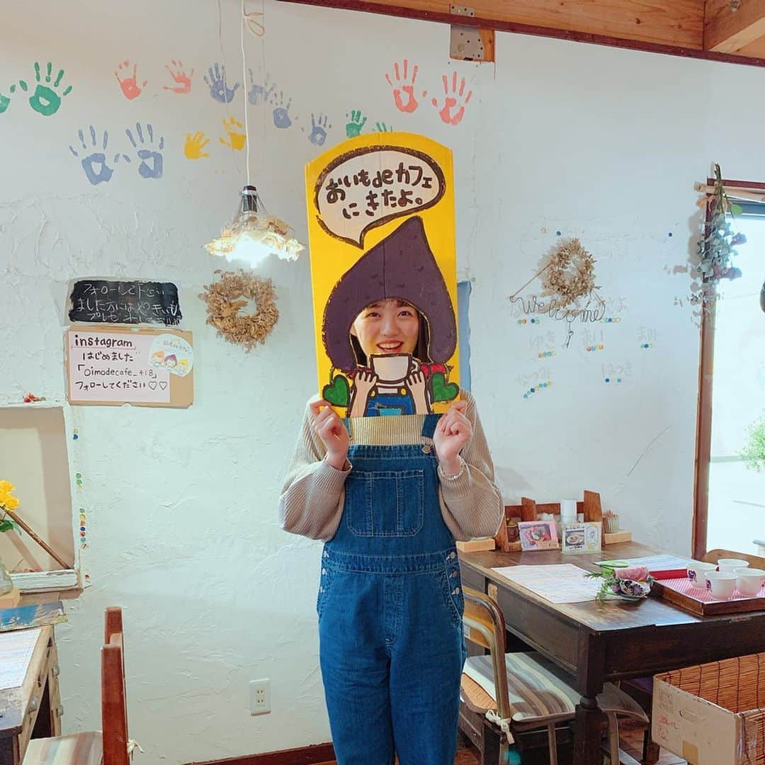 ばってん少女隊さんのインスタグラム写真 - (ばってん少女隊Instagram)「#おいもdeカフェ に行った際は、希山プロのサインもチェックしてきてくださいね！ #鹿児島県 #鹿屋市 #希山愛 #ばってん少女隊 #ばっしょー #スタプラ」3月21日 18時53分 - but_show.insta