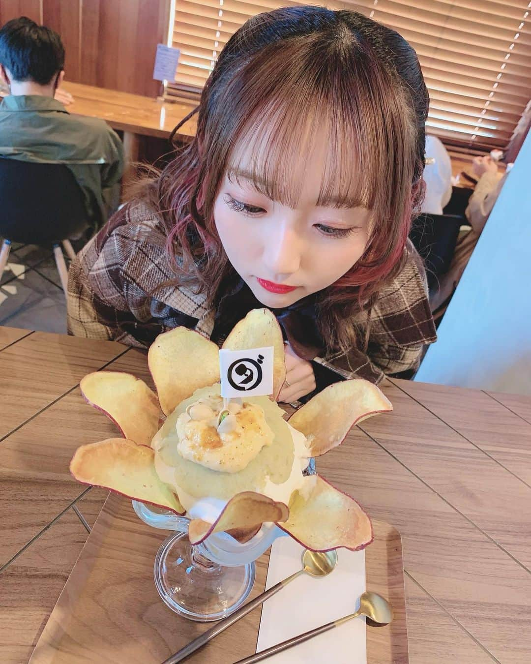 星野麻里愛のインスタグラム