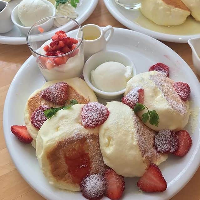 UWASAのグルメインスタ