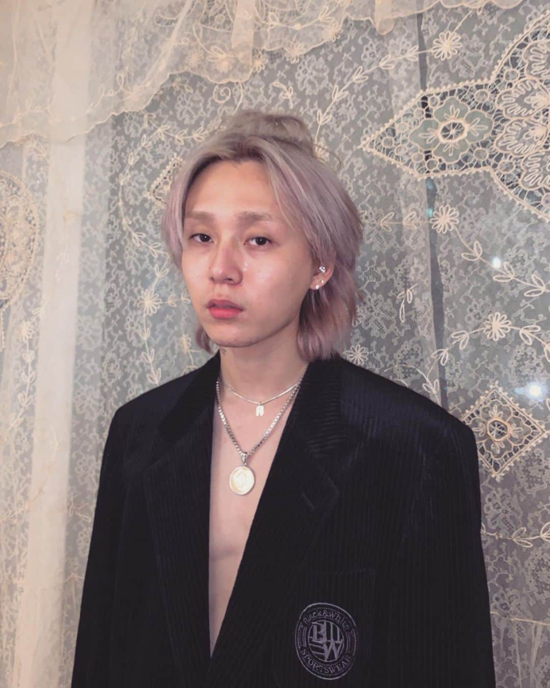 イドンさんのインスタグラム写真 - (イドンInstagram)3月21日 20時14分 - hyojong_1994