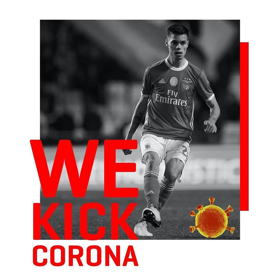 ユリアン・ヴァイグルのインスタグラム：「Nur zusammen sind wir stark! Daher möchte auch ich die Initiative @wekickcorona unterstützen, die @leon_goretzka und @jok_32 ins Leben gerufen haben.  Die Spenden gehen an soziale und karitative Einrichtungen, die das Geld und die Hilfe jetzt dringend benötigen. Passt auf euch und eure Mitmenschen auf! #bleibtzuhause #wekickcorona  Alle Infos für euch gibt es auf www.wekickcorona.com」