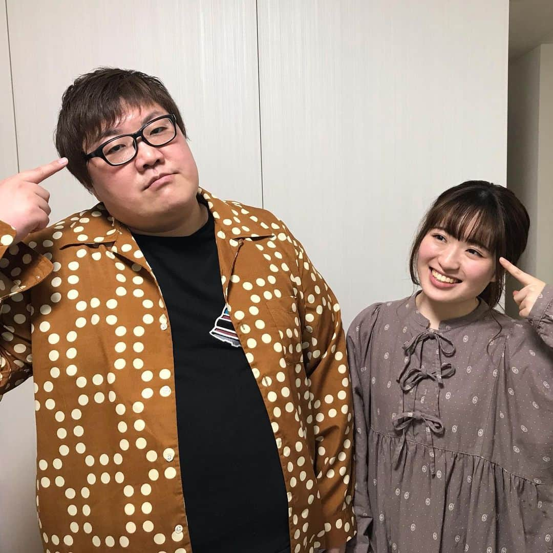 デカキンさんのインスタグラム写真 - (デカキンInstagram)「はるあんさんと慣れないポーズしました！！！ #はるあん #デカキン」3月21日 21時08分 - dekakin