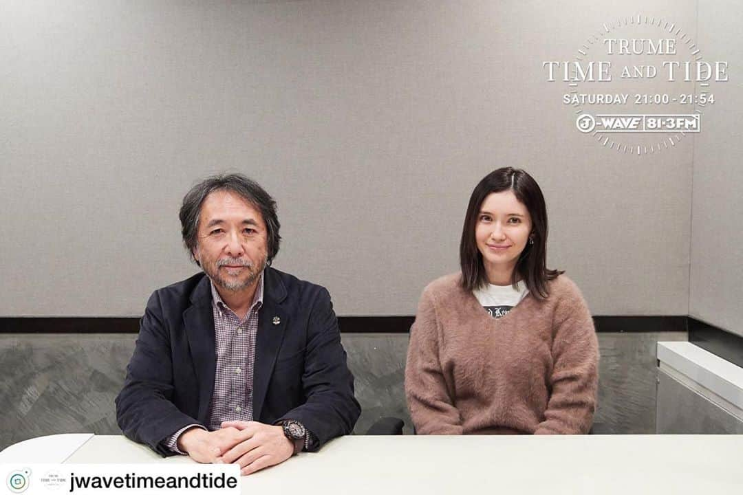 市川紗椰（ファンアカウント）のインスタグラム：「「TRUME TIME AND TIDE」 今夜のゲストはカー・フォトグラファー／日本レース写真家協会、 会長の小林稔さん🏎📸✨ ・ 自動車専門誌『CAR GRAPHIC』の社員フォトグラファーとして 腕を磨いたのち独立。 以来、新車の試乗記、広告やカタログ、 モータースポーツ・SUPER FORMULA、SUPER GTや ル･マン24時間レースといった国内外のレースを撮影され、 現在では「日本レース写真家協会」の会長を務める小林さん。 数々の名車を被写体に撮り続ける小林さんの美学、 そして小林さんの現在・過去・未来について迫ります‼️ #jwave #TAT813 #市川紗椰 #trume #EPSON #土曜日夜9時スタート #カーフォトグラファー #日本レース写真家協会 #小林稔 #自動車専門誌 #CARGRAPHIC #モータースポーツ #車 #レース #写真 #PHOTO #カメラ #リスナー #メール #紹介 #市川への質問募集中‼️ #radikoで聞けるよ📱」