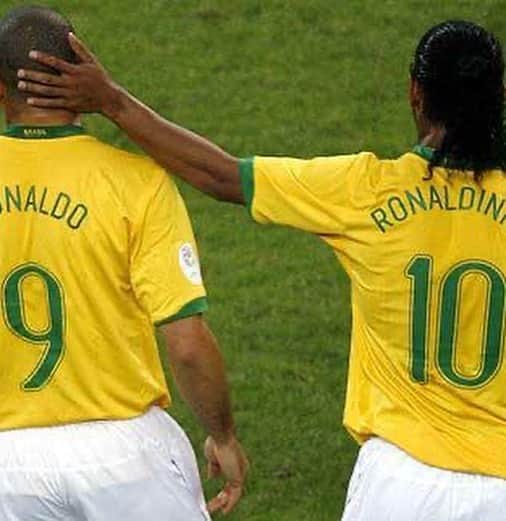 ロナウドさんのインスタグラム写真 - (ロナウドInstagram)「Parabéns Xará! Que você vença essa etapa difícil da sua vida com a mesma alegria de sempre! #Ronaldinho40 @ronaldinho」3月21日 22時10分 - ronaldo