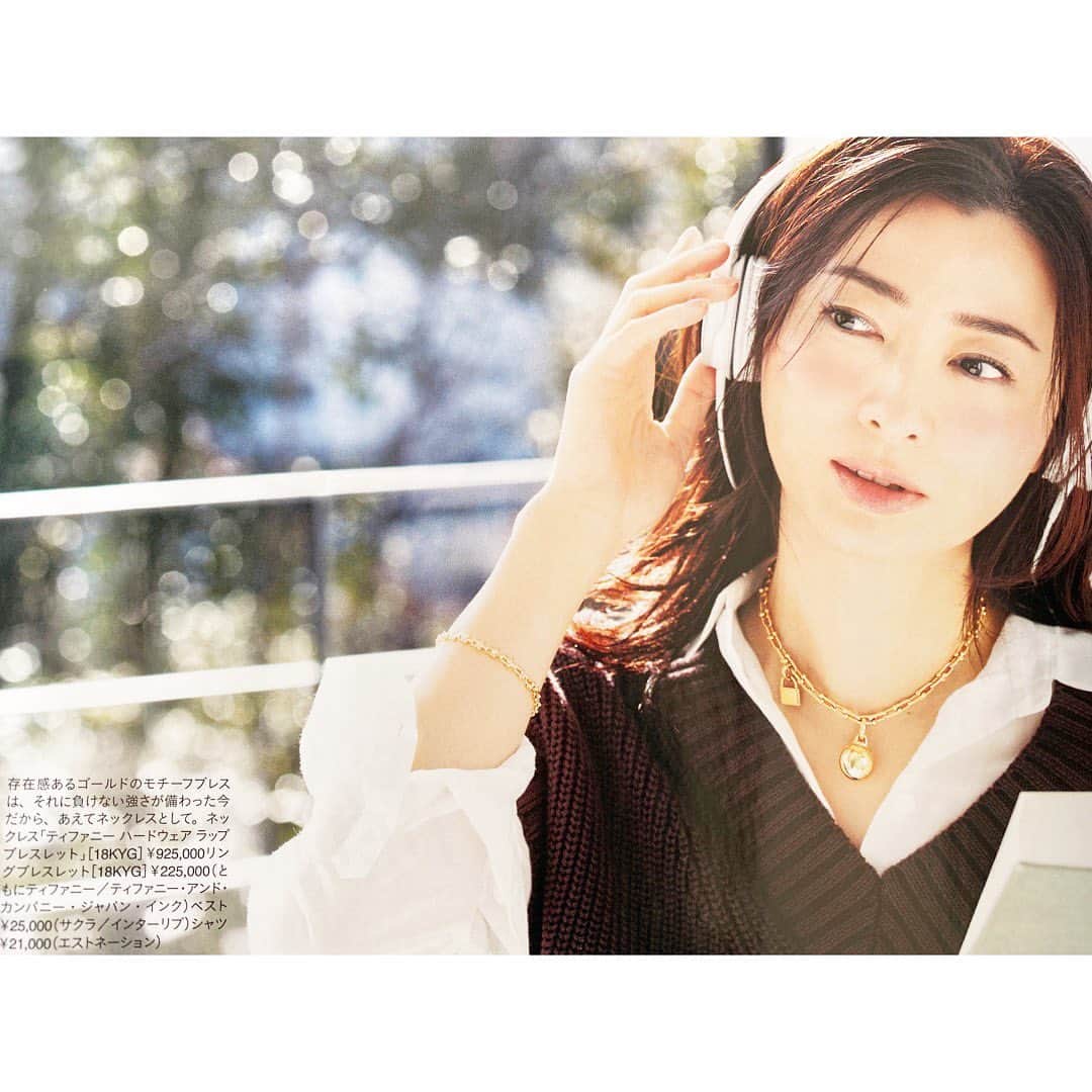 のインスタグラム：「STORY4月号　@story_love40  宜しかったらご覧下さいね 😊✨ #story #story4月号 #春香#magazine #fashion #fashionmodel #モデル#haruka」