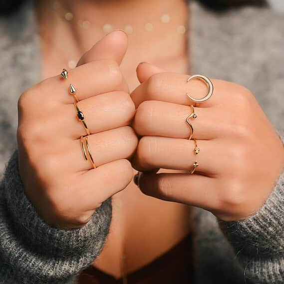 のインスタグラム：「www.shopebbo.com #rings #jewelry #la」