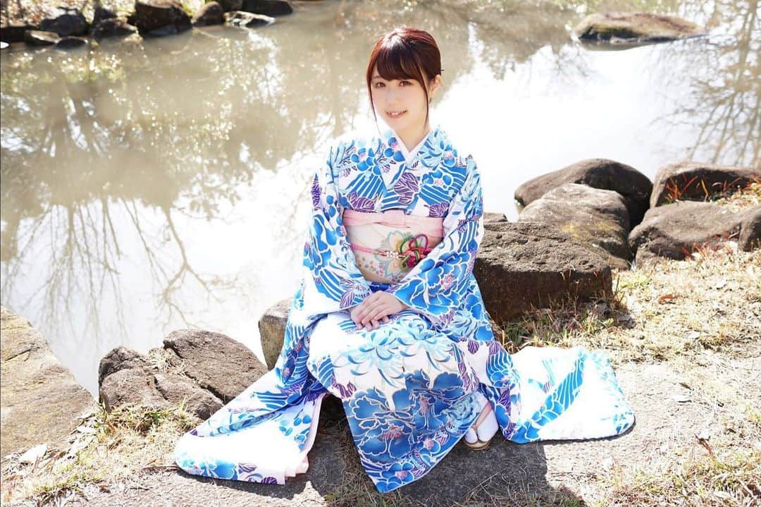 鈴乃八雲さんのインスタグラム写真 - (鈴乃八雲Instagram)「おはよう🌞💕 🌞🌞🌞 #振袖 #着物 #和服 #和服美人 #kimono #kimonostyle #kimonofashion #kimonogirl #japanese #japanesegirl #japaneseculture #japanesestyle  #japan #furisode  #tokyo  #pretty #cute  #ripyouth #リップユース  #japanesemodel #幸薄い #うすいさちよ #幸が薄い  #goodmorning #goodmorningpost #おはようございます #おはよう #おはようございます☀️ #おはようございます😊」3月7日 8時34分 - yakumo_suzuno