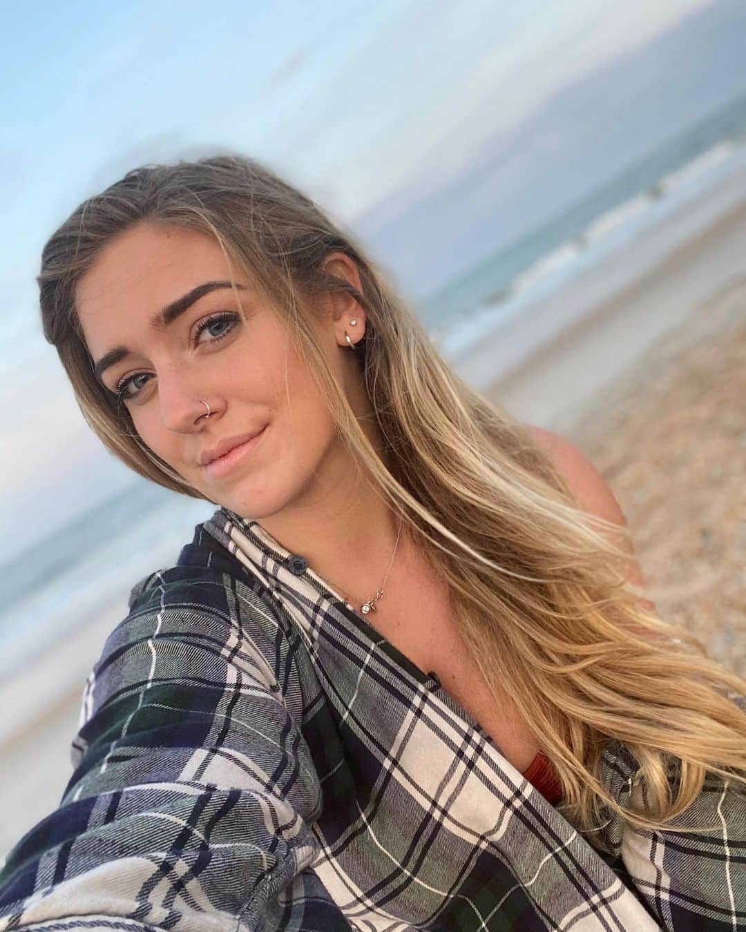 レイチェル・パーソンズのインスタグラム：「Come here then」