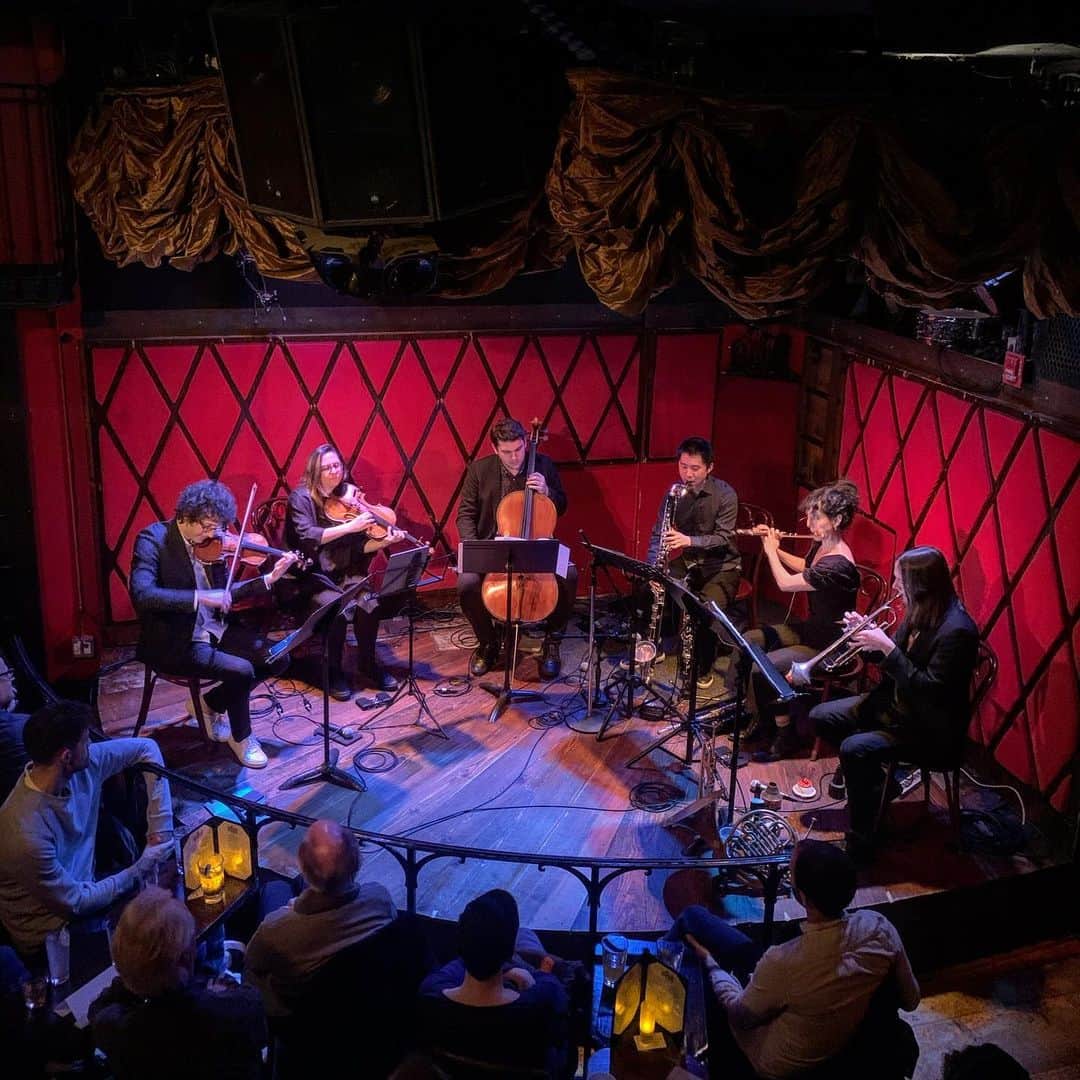 クレア・コフィーのインスタグラム：「This is the real freaking deal, ladies and gentlemen. Go get @ymusicnyc’s latest “ecstatic science” and let it occupy your soul!! @rockwoodmusichall」