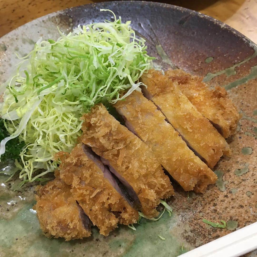 いとうせいこうのインスタグラム：「どこも混んでない。心配。そこで積極的に外食をアップして、誘いメシ活動だ！」
