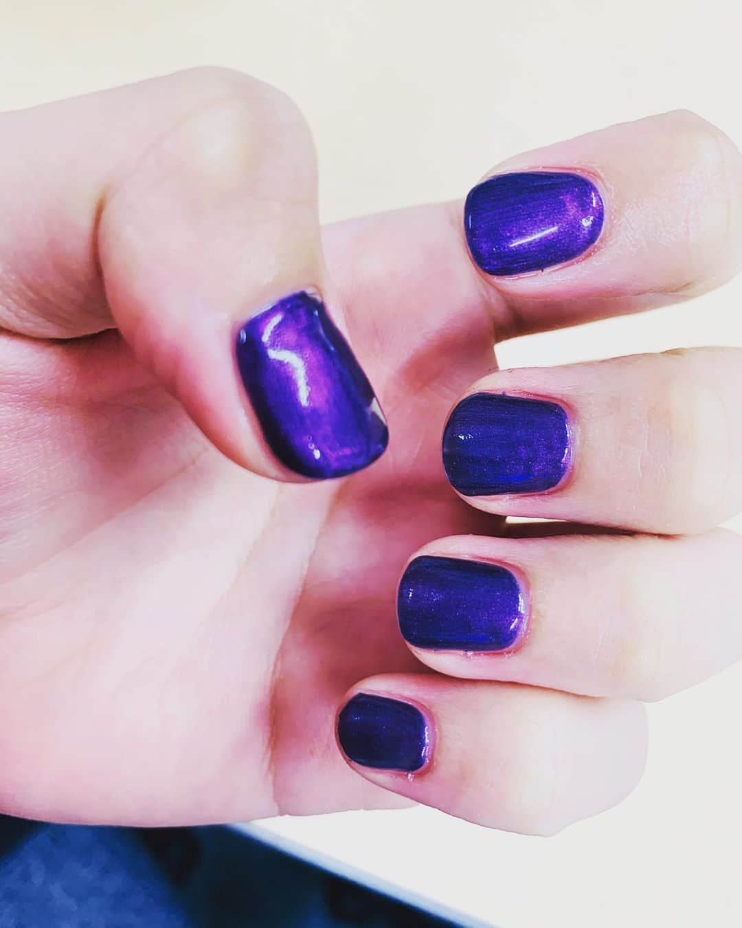 林下詩美のインスタグラム：「. 今回のネイルは紫💅 爪の形が本当にキレイになってきてる😭✨ ありがとうございます！ #STARDOM #ブシロード #女子プロレスラー #ジェルネイル」