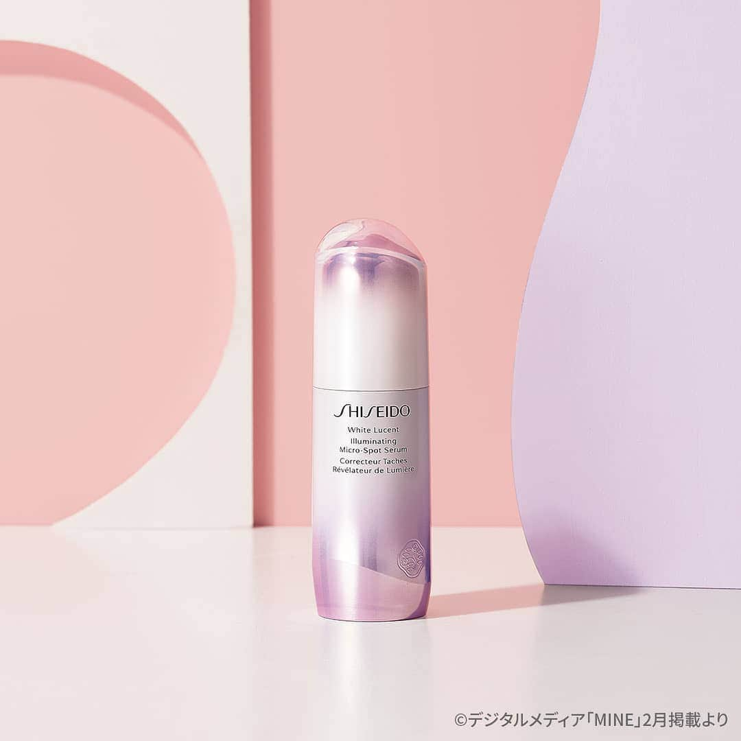 cosme_beauty_ssさんのインスタグラム写真 - (cosme_beauty_ssInstagram)「【SHISEIDO】 26年もの開発の成果がこの1本に。シミの原因に複数ステップでアプローチ  さまざまな美白※1 アプローチがあるなかで、 SHISEIDOがたどり着いたのが、シミ・そばかすの原因であるメラニンの発生源を断つこと。26年もの歳月をかけて開発されたのが、薬用美白※1成分“アクティブ4MSK※2”配合美容液。メラニン生成のトリガーとなる酵素・チロシナーゼの働きをブロックし、メラニンが溜まらない肌へと整える。さらに“レニュラテクノロジー＋※3”も搭載。日本人女性の肌を研究し続けてきたブランドの最新美白※1 は、ワンランク上の肌を目指す。 . . ※1  美白とは、メラニンの生成を抑え、日焼けによるシミ・そばかすを防ぐこと ※2 4-メトキシサリチル酸カリウム塩 ※3  乾燥を防ぎ、なめらかな肌に整える、明日葉CGLコンプレ ックスβ（アシタ葉／茎エキス、ナツメ果実エキス、カフェイン、グリセリン）配合テクノロジー . . ✔SHISEIDO ホワイトルーセント イルミネーティング マイクロS セラム［医薬部外品］30㎖ 12,650円（税込） . . ▶特設サイトでチェック！くわしくはプロフィールのリンクから→@cosme_beauty_ss ▶西武・そごうのショッピングサイト「e.デパート」なら、お近くのセブン-イレブンで送料無料で受け取れます！ぜひご利用ください。 . . #seibu #sogo #西武のデパコス #そごうのデパコス #春コスメ #春メイク #デパコス #資生堂 #shiseido #eデパート」3月7日 12時58分 - seibu_sogo_biryuhyakkaweb