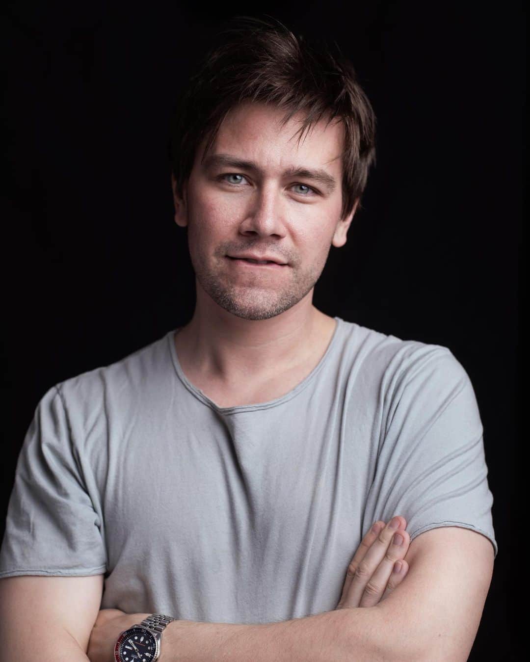 トーランス・クームスのインスタグラム：「Sometimes I be biting my lip」
