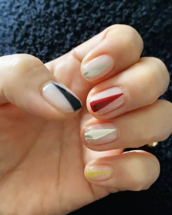 のインスタグラム：「#newnails💅」