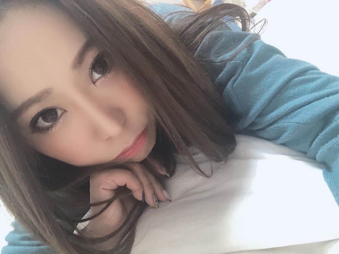 のインスタグラム：「3月はみんなに会える機会が沢山あると思ったのになぁ。。。新型コロナウイルス早く終息せーーーーい😢😢😢 #イベント中止相次ぐ #コロナの影響半端ない#イベント中止とまらいな#つらみざわ」