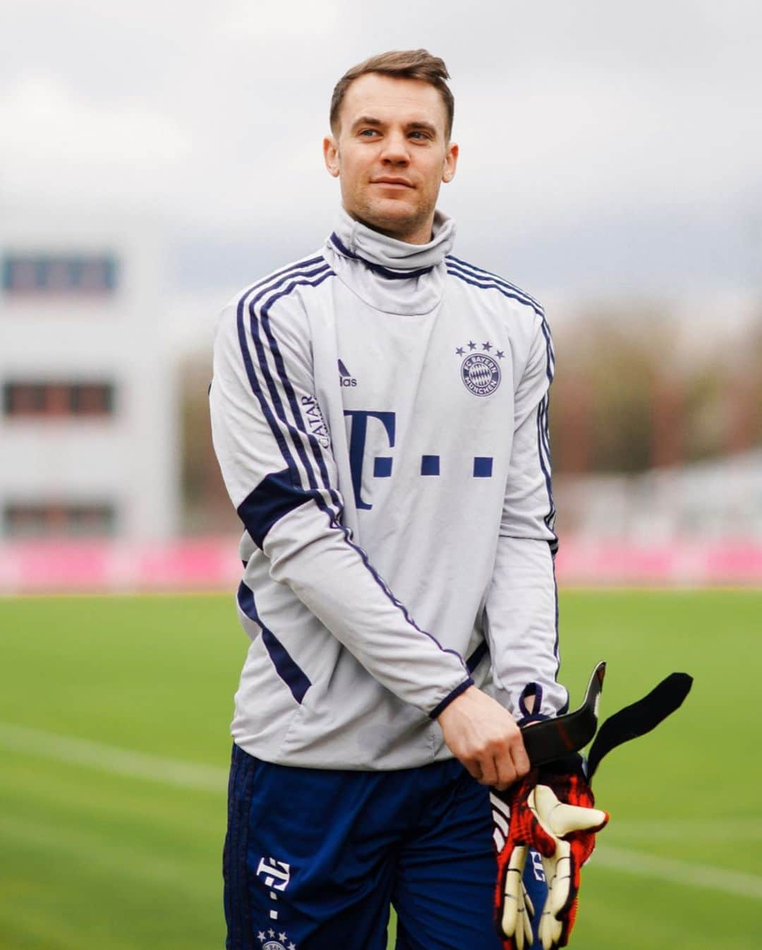 バイエルン・ミュンヘンさんのインスタグラム写真 - (バイエルン・ミュンヘンInstagram)「Ready for #FCBFCA! 💪 ___ #FCBayern #packmas #MiaSanMia #Training #Football #Fußball」3月8日 0時06分 - fcbayern