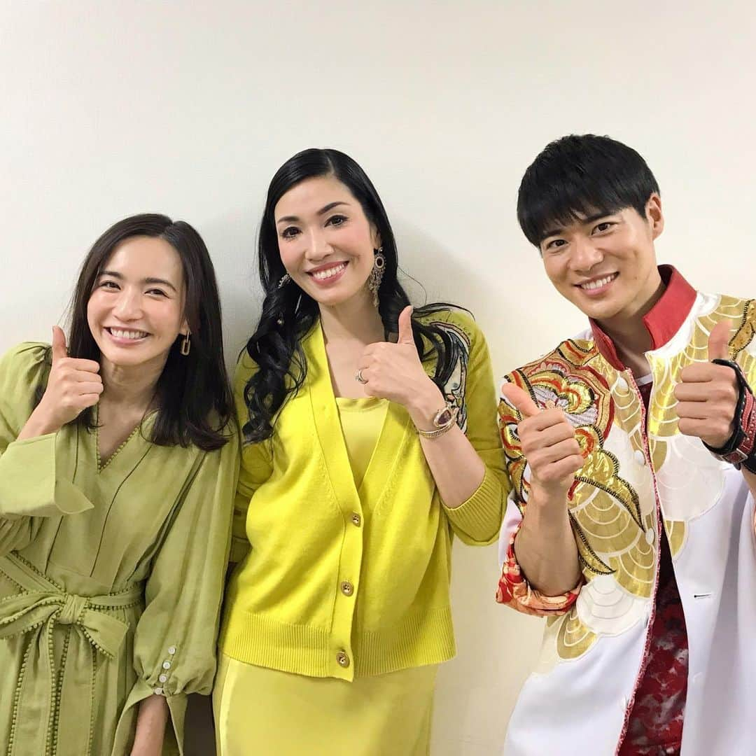 アンミカさんのインスタグラム写真 - (アンミカInstagram)「昨日は、お会いすると元気を頂く久本雅美さん、天然ユニークなBOYS AND MANの辻本達規くんと、頭が良くて可愛い優木まおみちゃん❣️ 長い付き合いの、NONSTYLEの井上っちとご一緒しましたよ！ 。 一人ひとりの力が合わさると、大きな力に❣️を実感した夜😍 。 また告知させて下さいませ‼️ 。 #今日は15時から16時半まで関西テレビの言いがかり提案しますに出演致します😊 #お時間許す方は是非ご覧くださいませ❣️ #笑顔の力は大きい❣️😍」3月7日 15時37分 - ahnmikaofficial