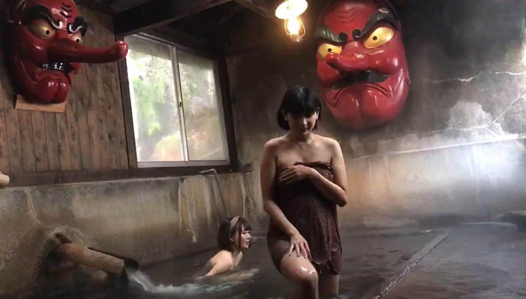 温泉はずきさんのインスタグラム写真 - (温泉はずきInstagram)「#北温泉　0108 有名な天狗の　混浴温泉　です！  こちらのホームページもよろしくお願いします！ http://onsen-hazuki.jp/onsen-report/  YouTubeもやってます。 湯めぐり女子ちゃんねる　で検索！  #onsenhotpools #asmr #thermalbad  #混浴 #温泉 #入浴 #裸  #お風呂 #onsen #温泉アイドル #温泉タレント #温泉女子  #溫泉 #hotsprings #온천 #混浴温泉 #bath #bathroom  #onsen♨️ #portrait #bad #spa #japanesegirls #温泉旅館 #あるある #bathtime #bath  #温泉モデル  #風呂」3月7日 16時24分 - yumegurionsen