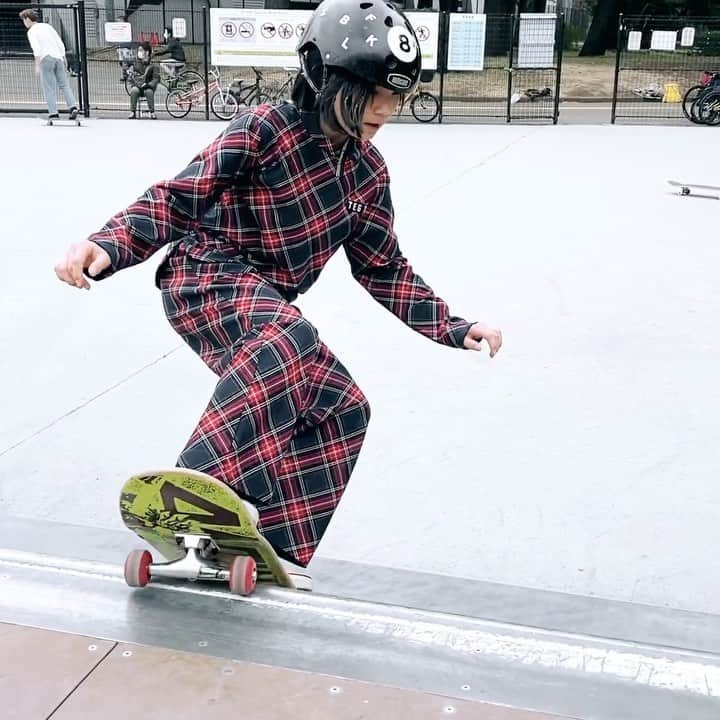 DJ DARUMAのインスタグラム：「🛹 サルーダ先生に習っています #T19」