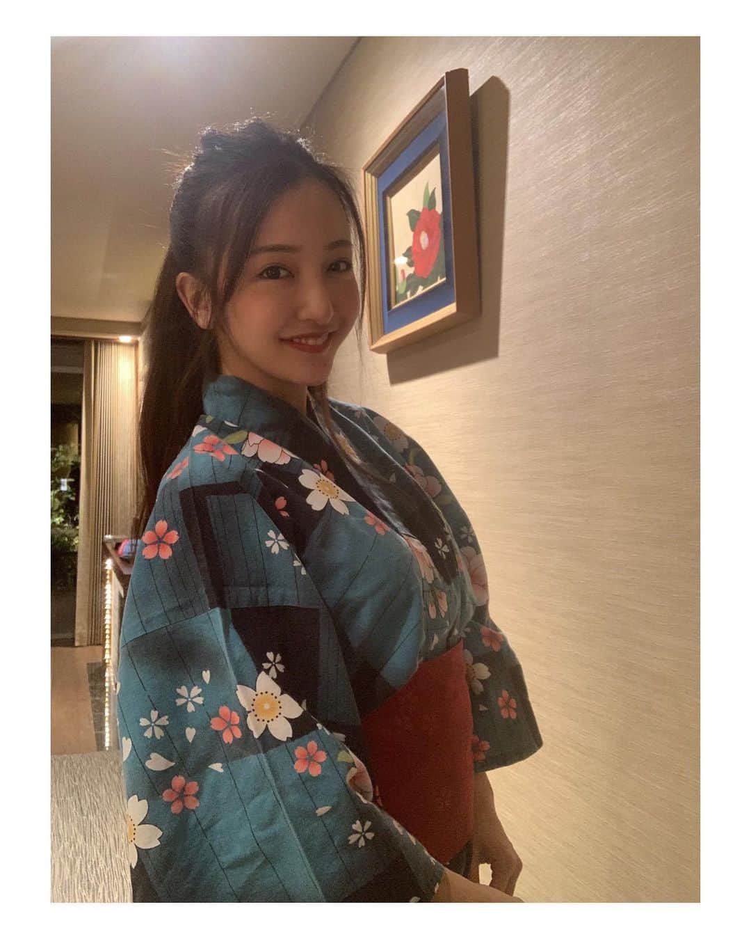 板野友美のグルメインスタ