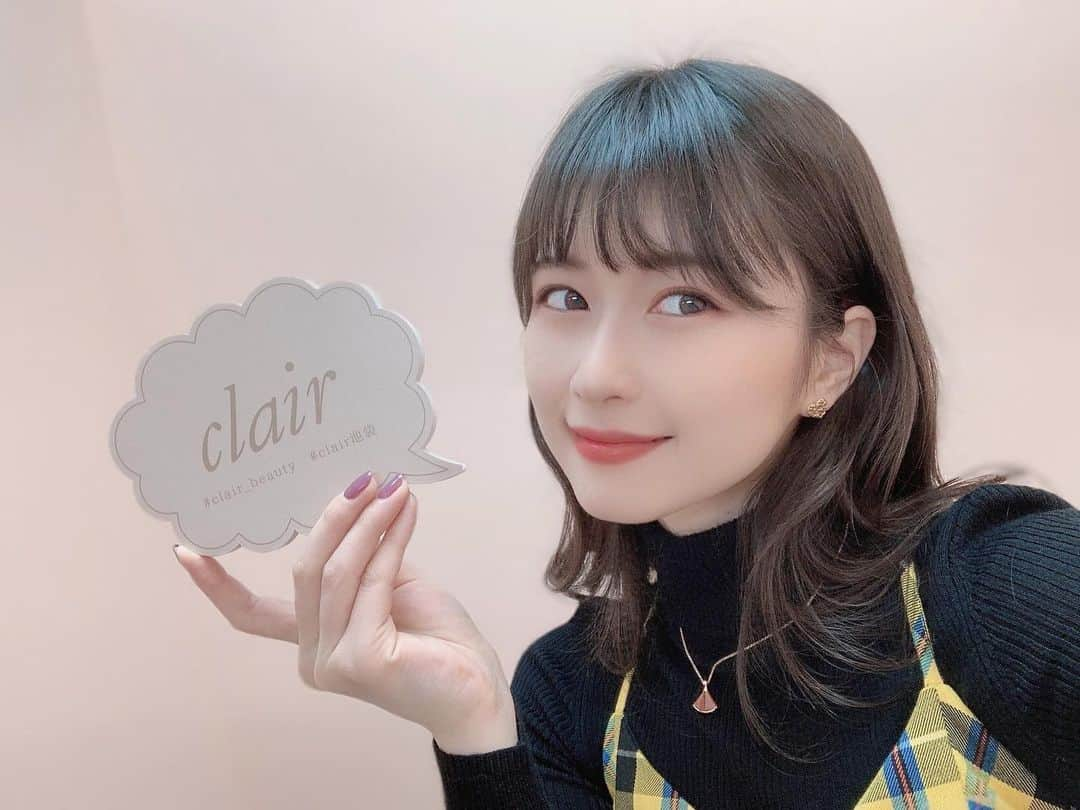 野地優奈さんのインスタグラム写真 - (野地優奈Instagram)「. clair池袋店で 毛穴クレンジングコースやってきました🌷 3枚目のジェルは施術前と施術後のジェル…！ すっぴん状態だったのに こんなに白くなるくらい毛穴汚れが出た😳✨ 肌もワントーン明るくなりました💖 .  私の紹介で ♡リンパデトックスマッサージ ♡ビタミンCイオン導入 ♡毛穴洗浄スクライバー ♡超音波毛穴クレンジング ♡高周波ハイフルクエンシー のうちひとつ無料でできるみたいです✨ しかも特典付き！ (マツエクとネイル、脱毛🧚🏻‍♀️) 気になる方はDMかコメントください☺️💪✨ 池袋以外にも店舗たくさんあるみたい🌼 . とってもオススメです♡ . #clair_beauty  #clair池袋 #フェイシャルエステ」3月7日 17時55分 - yediyounai310