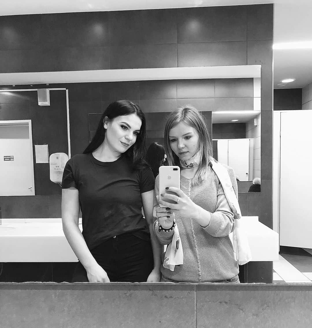 marinaのインスタグラム：「😘」