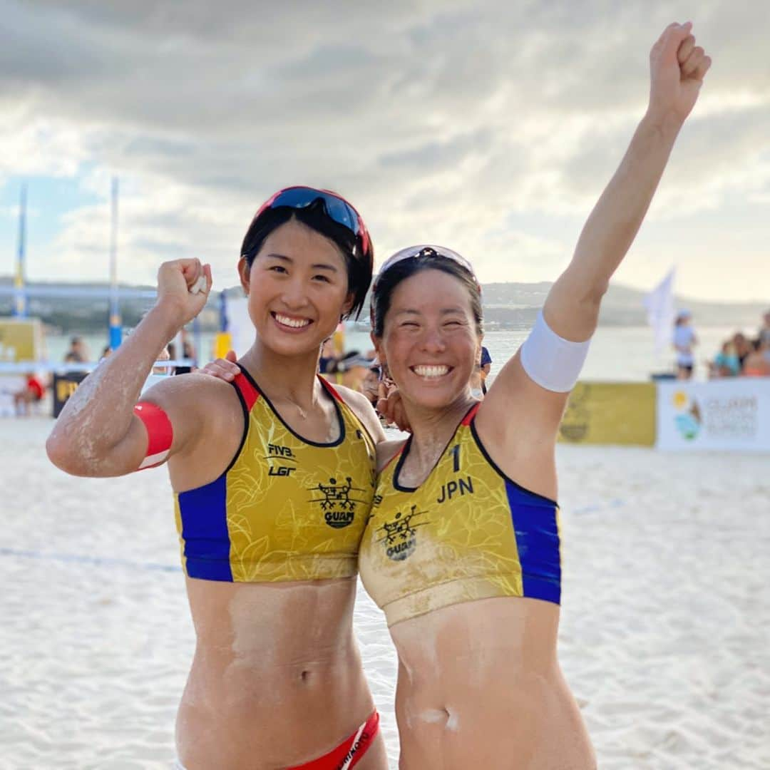 橋本涼加のインスタグラム：「🧜‍♀️ Let’s go to semi finals! #Guam #fivb #worldtour #1star #japan #toyota #beachvolley #oakley #luxotticajapan #suzukahashimoto オーストリアに勝ち明日は日本と、 日本時間10:00〜セミファイナルです！  勝っても負けても2試合、自分の仕事を できるように頑張ります👐🏽」