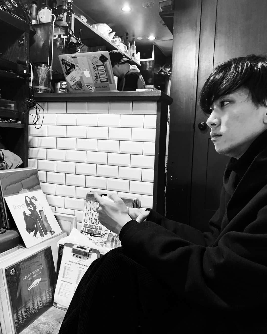 黒木健志のインスタグラム：「ここに久方ぶりにきました アー写の場所  な、か、め、ぐ、ろ」