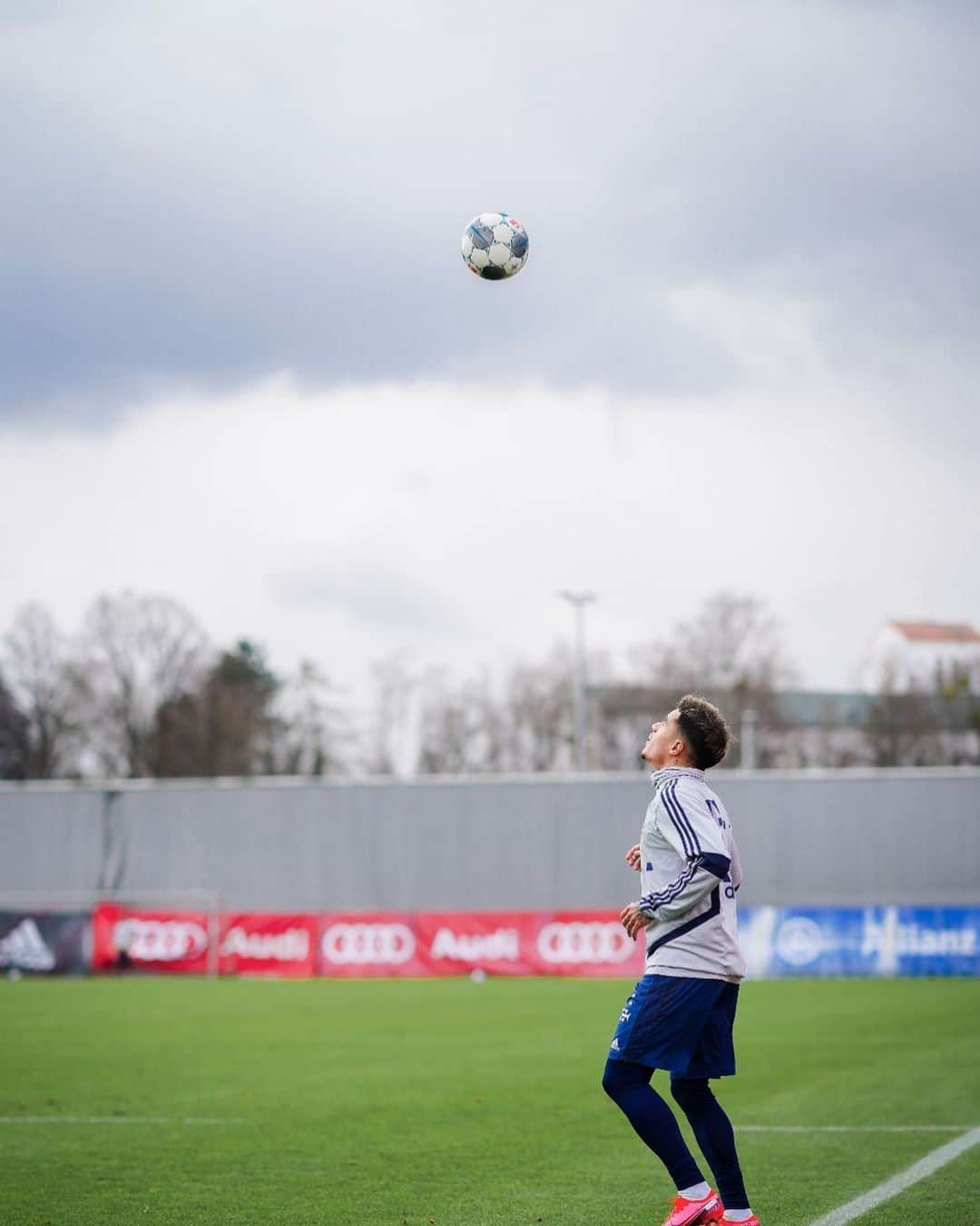 フィリペ・コウチーニョさんのインスタグラム写真 - (フィリペ・コウチーニョInstagram)3月8日 0時40分 - phil.coutinho