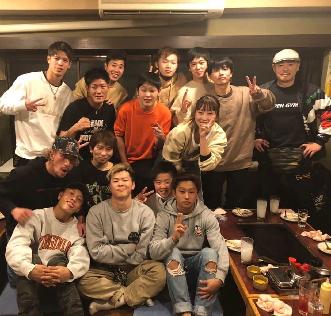 渡部太基のインスタグラム：「. チームっていいなぁ って思った瞬間でした。 ありがとう。  那須川会長、ご馳走様でした。 いつもありがとうございます。 #teamteppen」