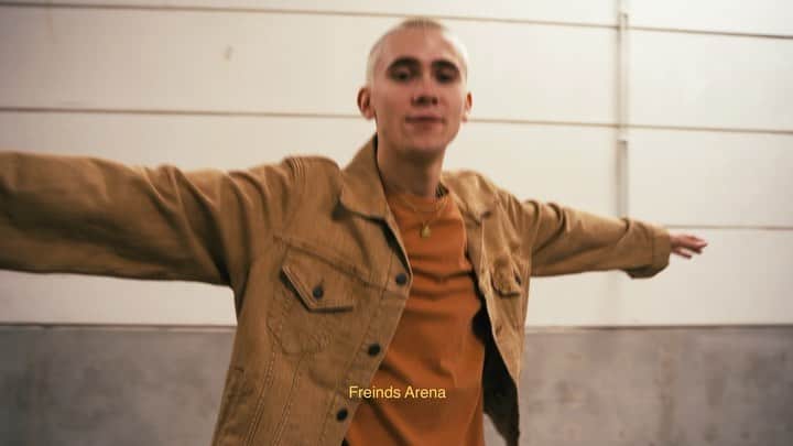 フェリックス・サンドマンのインスタグラム：「FINAL IKVÄLL LET’S GET IT!!! JAG OCH MITT TEAM KOMMER GE ER MER ÄN ALLT VI HAR <3 TILLSAMMANS IKVÄLL, HOPPAS NI ÄR MED OSS #BOYSWITHEMOTIONS」