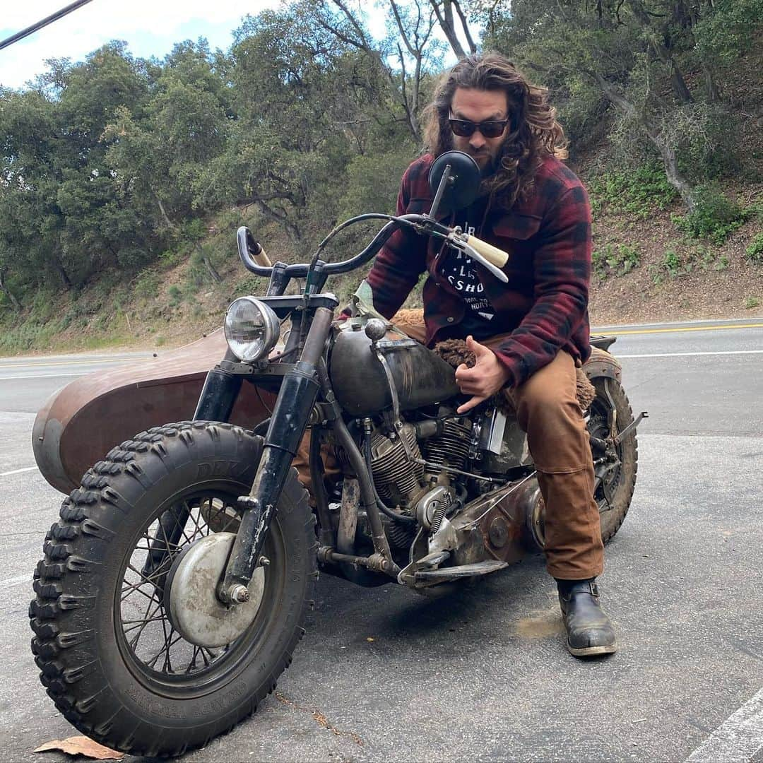 ジェイソン・モモアさんのインスタグラム写真 - (ジェイソン・モモアInstagram)「breakfast with my lil brother @love_cycles @harleydavidson @lordsofgastown @wescoboots @carhartt  happy saturday everyone aloha j」3月8日 2時05分 - prideofgypsies