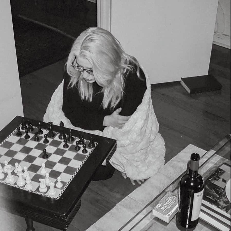Nora O´Neilのインスタグラム：「♟@donaribraxton」