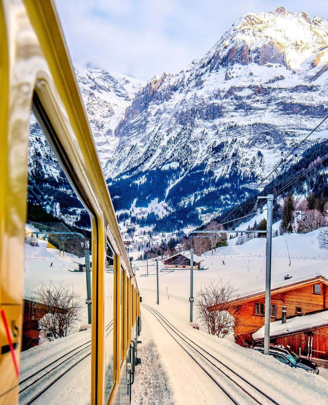 Wonderful Placesさんのインスタグラム写真 - (Wonderful PlacesInstagram)「Switzerland ✨😍😍😍✨ @grindelwald_eiger  @myswitzerland .  Pictures by @cbezerraphotos #inlovewithswitzerland  #grindelwald」3月8日 4時31分 - wonderful_places