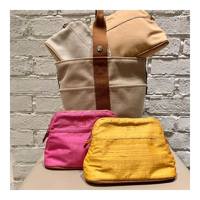 HIROBさんのインスタグラム写真 - (HIROBInstagram)「-Hirob 丸の内店-﻿ ﻿ Vintage Hermes Goods﻿ ポーチ、手帳カバーが﻿ 沢山入荷いました。﻿ ﻿ HERMESならではの鮮やかなお色味。﻿ 気分をあげてくれるアイテムばかりです。﻿ ﻿ Bolide Pouch﻿ ¥20.000〜¥24.000+tax﻿ ﻿ Agenda、Ulysse﻿ ¥16.000〜¥28.000+tax﻿ ﻿ お問い合わせは以下までお願い致します﻿ HIROB丸の内店﻿ 03-5224-8666﻿ ﻿ #hirob﻿ #hirobmarunouchi﻿ #baycrews﻿ #hermes﻿ #vintagehermes﻿ #Bolide﻿ #Agenda﻿ #Ulysse﻿ ﻿ #ヒロブ﻿ #ヒロブ丸の内﻿ #ベイクルーズ﻿ #エルメス﻿ #ヴィンテージエルメス﻿ #ボリードポーチ﻿ #手帳カバー﻿ #自分へのご褒美﻿」3月8日 17時55分 - hirob.jp