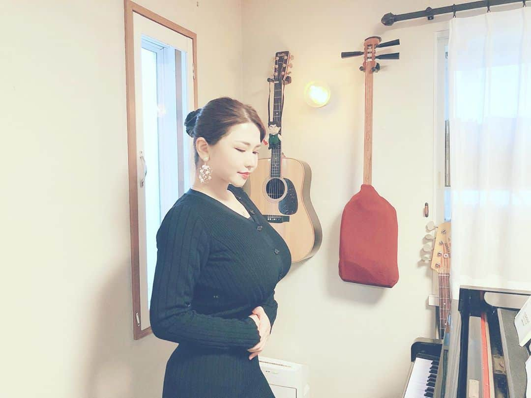 沖田杏梨さんのインスタグラム写真 - (沖田杏梨Instagram)「Getting ready for you to distribute🎙🕊 #antiokita」3月8日 18時48分 - anri_okita