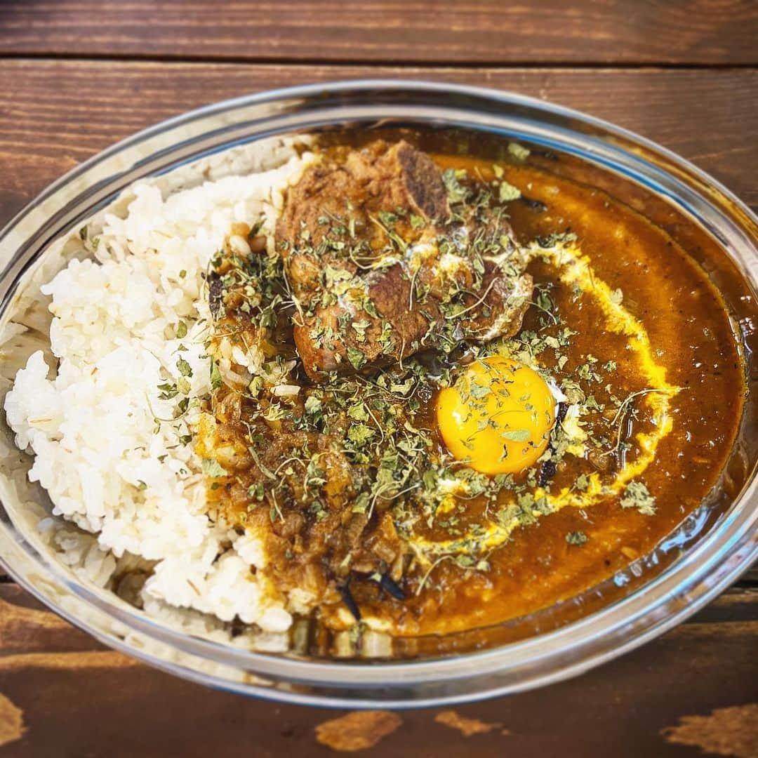 原田良也さんのインスタグラム写真 - (原田良也Instagram)「昨日作ったカレー朝から食べる配信ご覧くださってありがたさギャーーー！！！((((；ﾟДﾟ))))))) #ハラダ手作り #コストコで買った #Tボーンラム #のカレー #激ウマ」3月8日 10時09分 - irasshassee