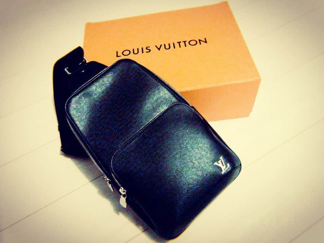 町田啓太さんのインスタグラム写真 - (町田啓太Instagram)「#louisvuitton 🎁👀✨」3月8日 12時08分 - keita_machida_official