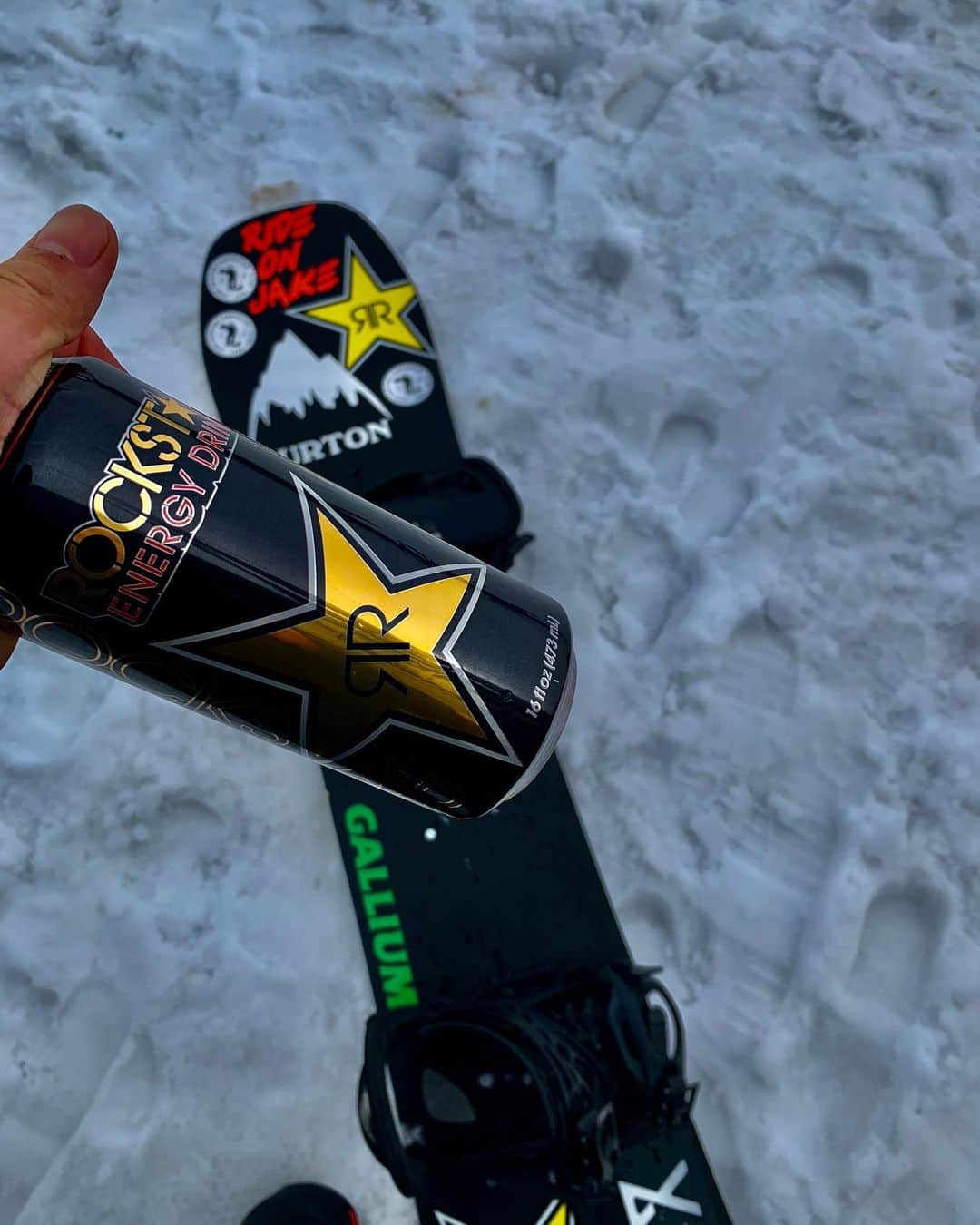 のインスタグラム：「Need the energy even though just cruising. @rockstarenergy」