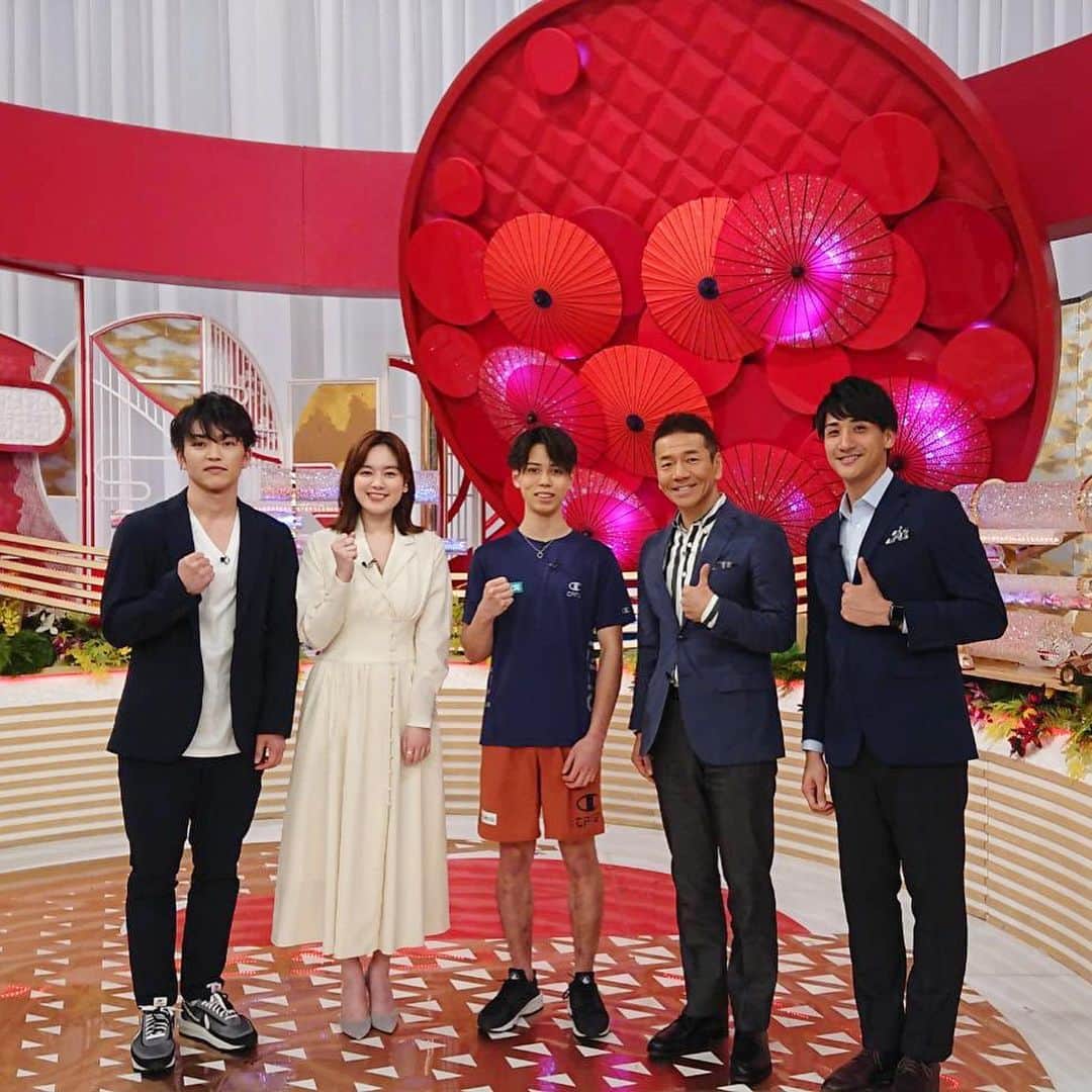 のインスタグラム：「本日3/8(日) 17:00～O.A 日本テレビ「上田晋也の日本メダル話」  皆さん見てくださいね😊 お楽しみに。  ntv.co.jp/medal/  #上田晋也 #日本メダル話  #筧美和子 #原田海 #kenzo  #ボルダリング #オリンピック #指懸垂」