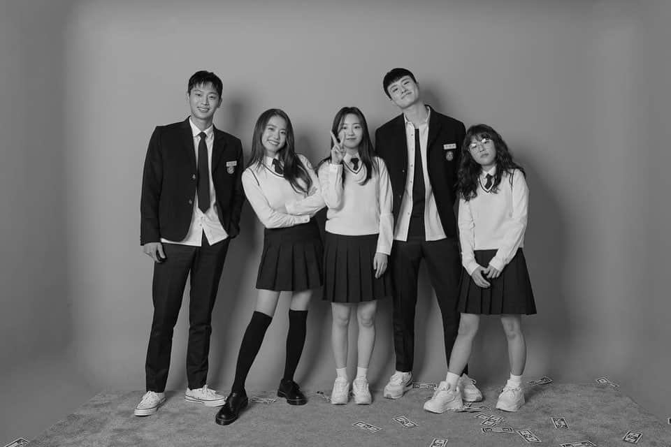 のインスタグラム：「#계약우정 #comingsoon 🤘❤️」